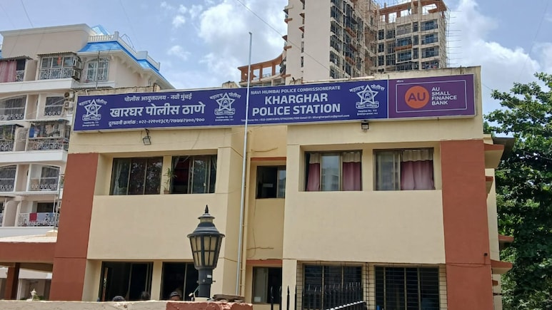 Crime News: अश्लील फोटो, व्हिडिओ.. ब्लॅकमेलिंग अन् फसवणूक, मुंबईतील व्यक्तीचे तब्बल 'इतके' लाख लुटले