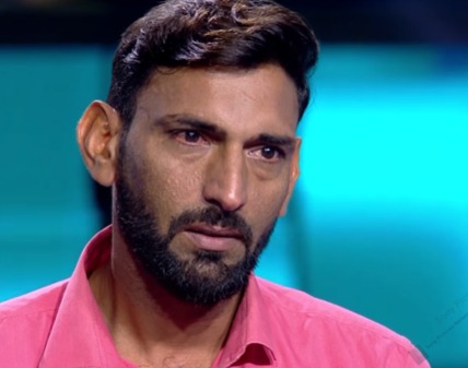 <i>Kaun Banega Crorepati 17</i>: Power Line Technician Admits He Received Electric Shocks 4-5 Times During Work