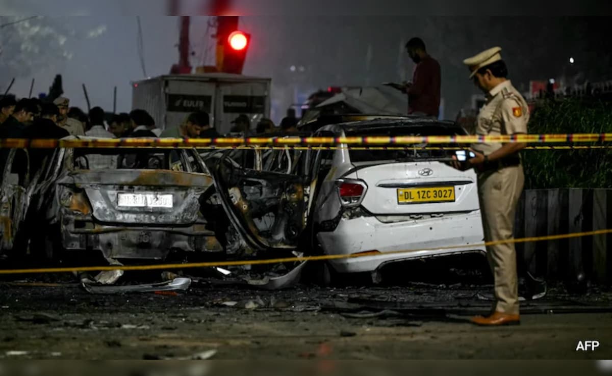 The suicide bombing at a traffic stop near the Red Fort killed 13 people