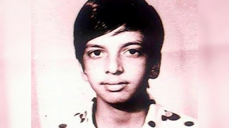 सुपरस्टार पिता से नफरत करता था ये लड़का, पाकिस्तान की टॉप एक्ट्रेस से की शादी, आज बेटा दे रहा रणबीर-रणवीर को टक्कर