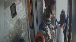 Sikar News: नेशनल हाईवे-52 पर बस के कंडक्टर-खलासी से मारपीट, सीसीटीवी में घटना कैद