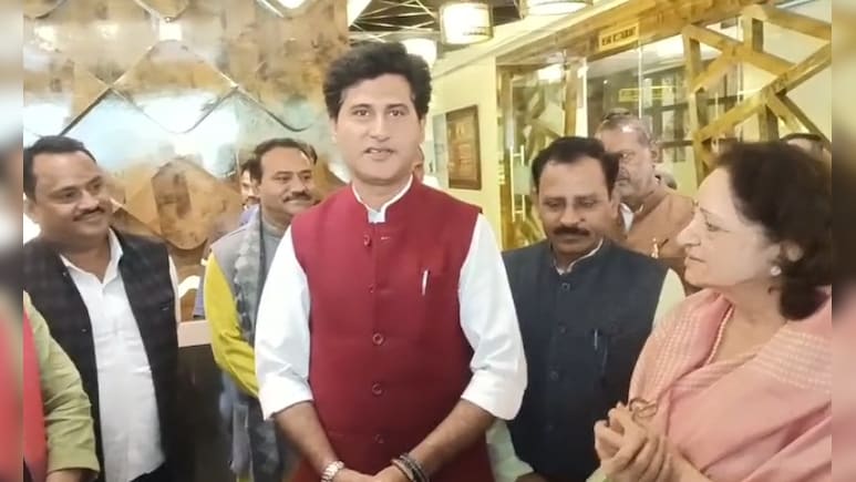 आतंक से जुड़कर इस्लाम को बदनाम करने वालों का बहिष्कार करे मुस्लिम समाज- जमाल सिद्दीकी