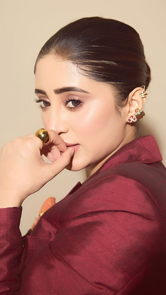 Shivangi Joshi’s Burgundy Couture Is the Ultimate Style Statement