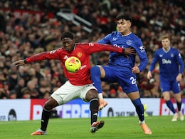 Premier League: Everton Shrug Off Bizarre Red Card To Beat Blunt Manchester United