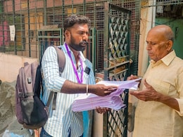 How to Search Your Name In Voter List: मतदार यादीत नाव शोधण्याचा सोपा पर्याय, ऑफलाईनही शोधू शकता नाव