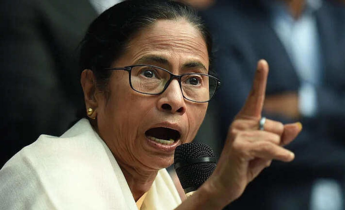 "You Have Kitchen Tools": Mamata Banerjee Asks Women To Fight Back Over SIR