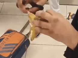 इतनी चालाकी से छिपाया था करोड़ों का ड्रग्स और सोना... मुंबई एयरपोर्ट पर कस्टम ने ऐसा धर दबोचा