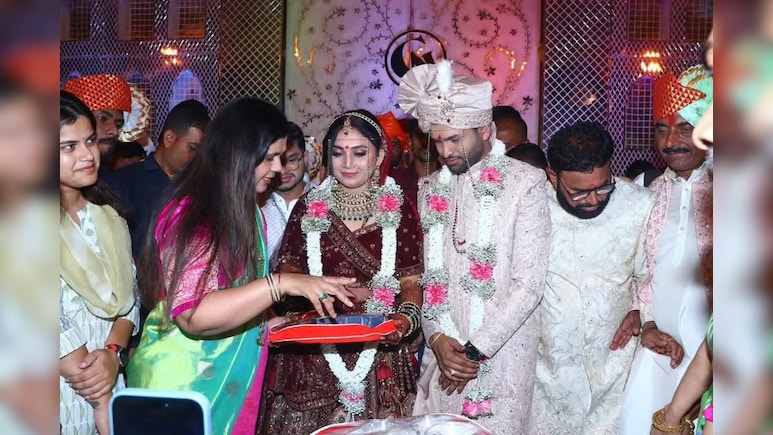 महाराष्ट्र में मंत्री के पीए की डॉक्टर पत्नी ने की आत्महत्या, परिवार वालों ने लगाए गंभीर आरोप