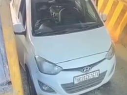 New CCTV Footage Shows Delhi Suicide Bomber At Toll Plaza, Wearing Mask