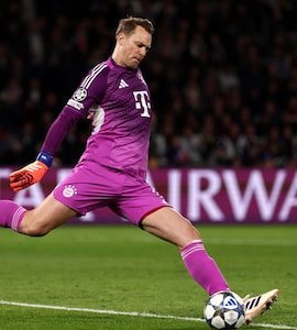 Manuel Neuers Daily Grind Fuels Bayern Munich Form, Is Germany U-Turn Still Possible?