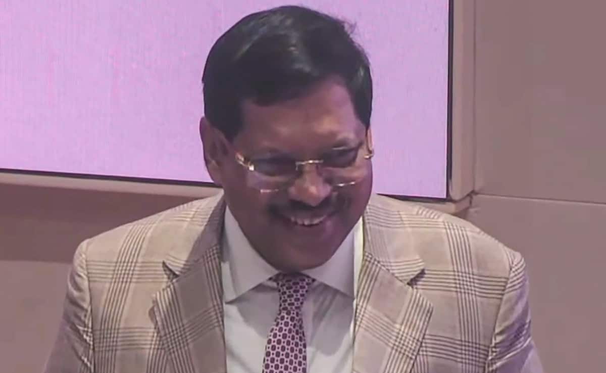 देश के लिए जो कर सकता था किया.. बहुत-बहुत धन्यवाद.. CJI बी आर गवई कुछ यूं हुए विदा