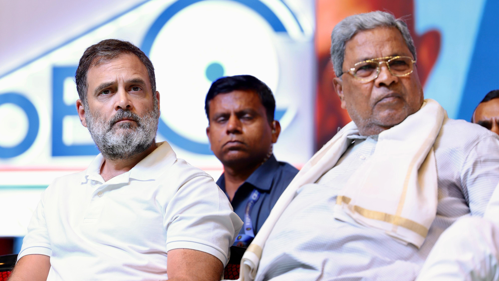 Karnataka Cabinet Reshuffle Soon? Rahul–Siddaramaiah Meeting Sparks Big Buzz
