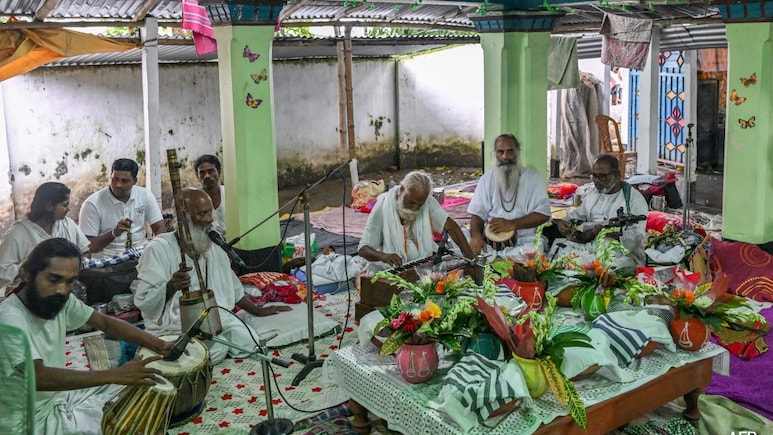 No Arrests Yet In Attack On Baul Singers In Bangladesh, Yunus Faces Criticism