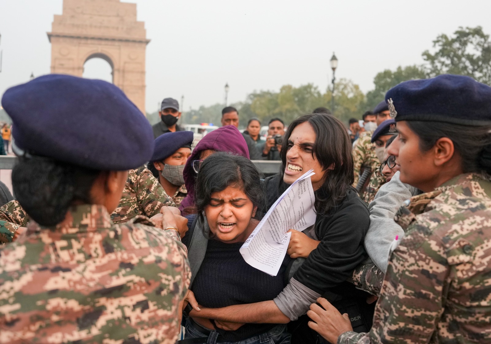 Chilli Spray To 'Hidma' Slogans: What Happened At Delhi's Toxic Air Protest