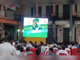 Women's ODI World Cup 2025: क्रांति गौड़ के गांव में जारी दुआओं का दौर, भारत-दक्षिण अफ्रीका के बीच है महामुकाबला 