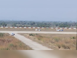 क‍िशनगढ़ में ट्रेन‍िंग के दौरान प्‍लेन हादसा, लैंड‍िंग के दौर एयरक्राफ्ट का ब‍िगड़ा संतुलन