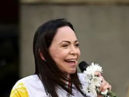 Nobel Peace Winner Maria Machado Fractured Vetebra While Fleeing Venezuela