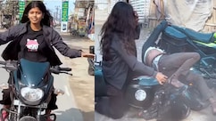 रील के चक्कर में सड़क पर हवाबाजी कर रही थी लड़की, अगले पल जो हुआ उसे देख लोग बोले- पापा की परी उड़ने चली