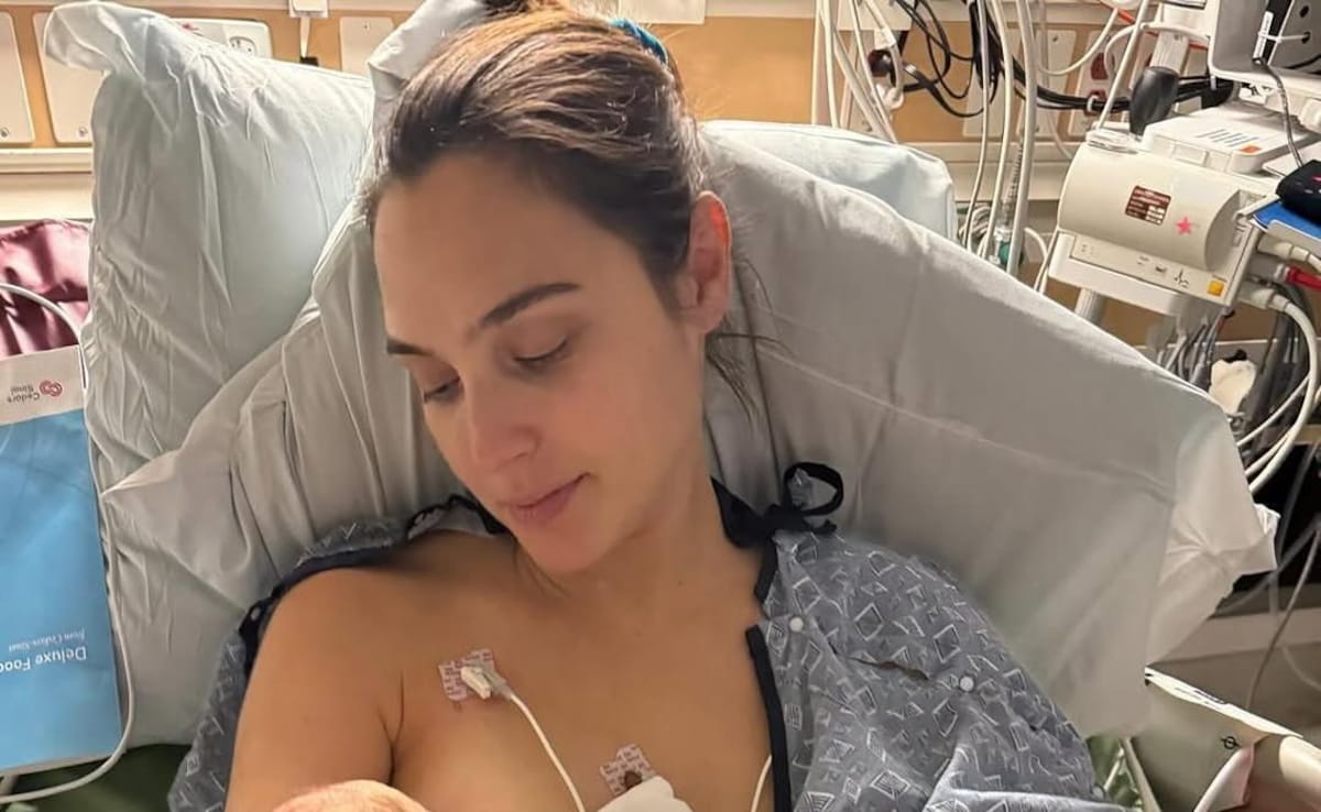 Gal Gadot Reveals Emergency Brain Surgery for 'Massive Clot' During Late Pregnancy With Fourth Child