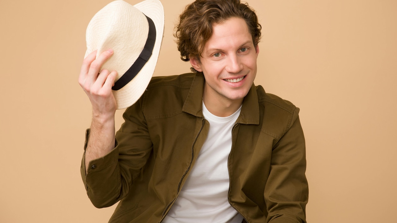 Explore 10 easy ways to make hats look stylish