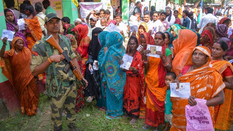 29 Poll Booths In Bengal Have 0 Dead, Duplicate Or Shifted Voters