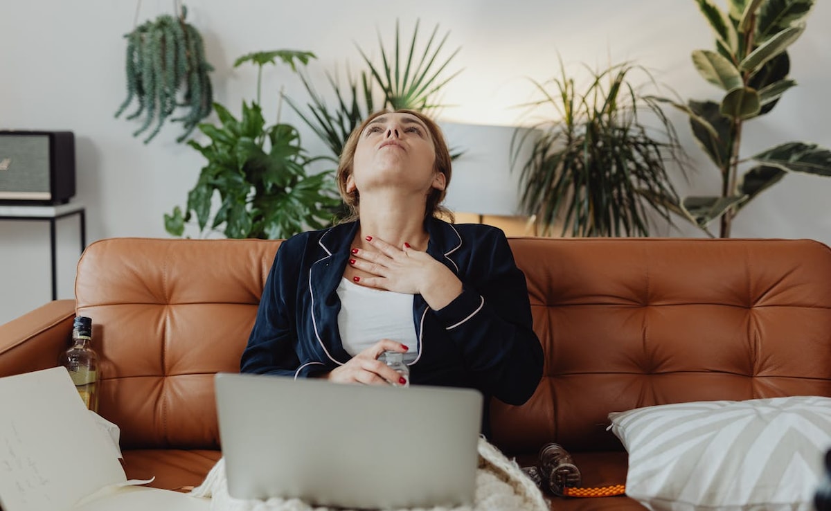 गलती से कीड़ा निगल लेने पर क्या हो जाएगी आपकी मौत?  यहां जानें- कौन से कीड़े हैं सबसे खतरनाक