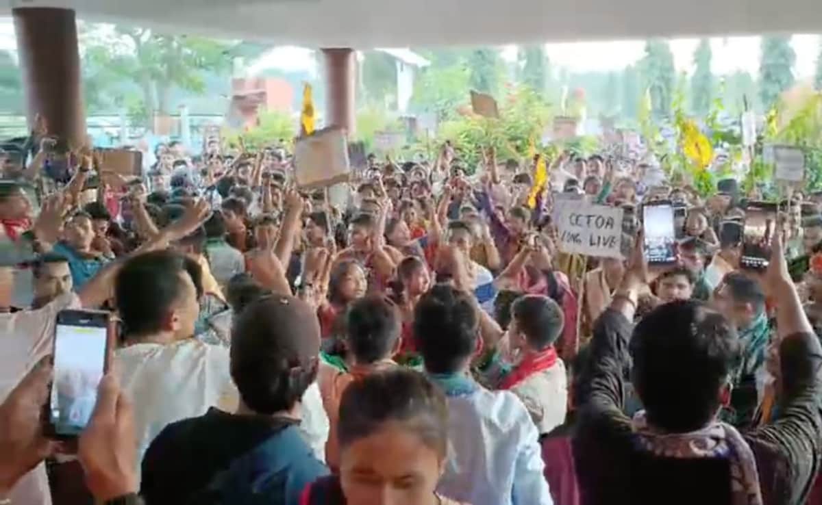 Assam Proposes Tribal Status to Six Communities