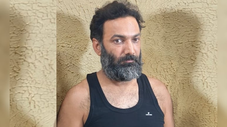 6 महीने से फरार रायपुर का हिस्‍ट्रीशीटर वीरेंद्र तोमर गिरफ्तार, एक द‍िन के पुल‍िस र‍िमांड पर