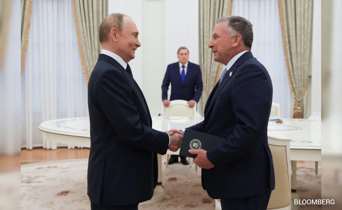 US Envoy Advised Russia On How To Pitch Ukraine Plan To Trump: Report