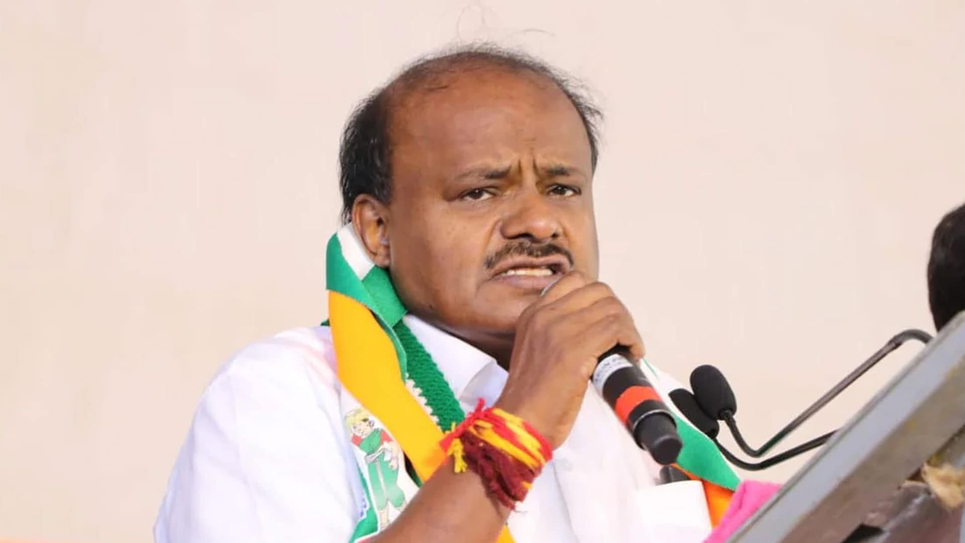 HD Kumaraswamy Predicts 'Explosive' Political Twist In Karnataka