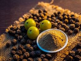 त्रिफला: आयुर्वेद का चमत्कारी त्रिदोष संतुलक, शरीर को अंदरूनी सफाई का राजा