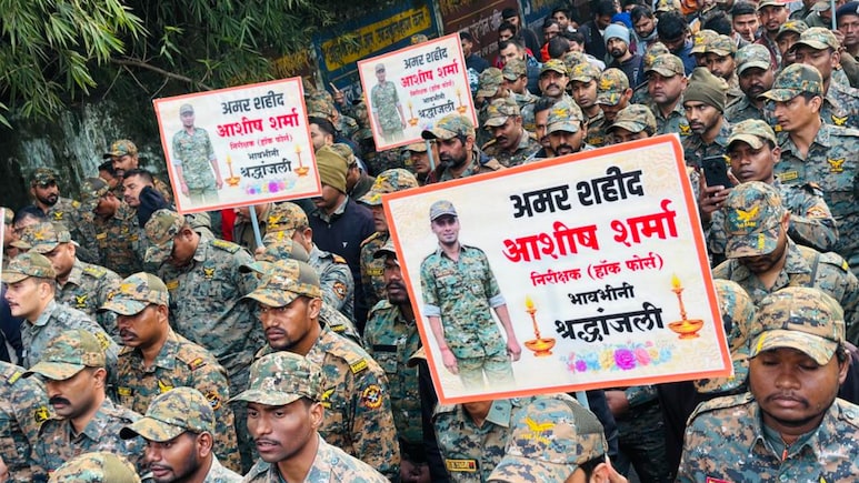 आशीष शर्मा: शादी से 2 माह पहले त‍िरंगे में ल‍िपटकर पहुंचा बेटा, आख‍िरी सैल्‍यूट करने उमड़ा पूरा नरसिंहपुर