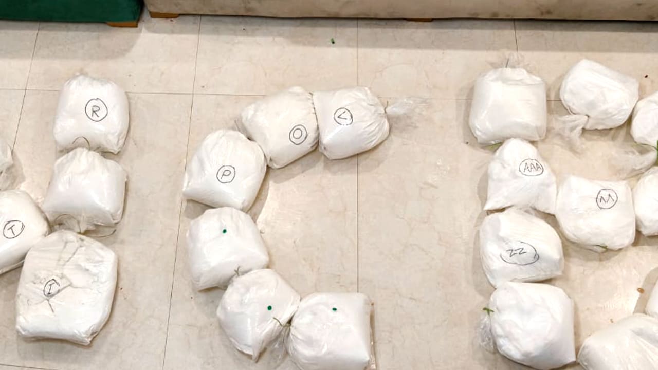 Amit Shah Lauds NCB, Delhi Police For Rs 262 Crore Drug Seizure