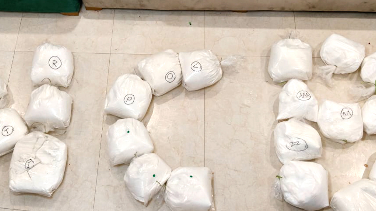 Amit Shah Lauds NCB, Delhi Police For Rs 262 Crore Drug Seizure