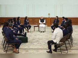 कैच के बाद बॉल जेब में क्यों रख लिया था? कैप्टन हरमनप्रीत ने पीएम मोदी के सामने खोला राज