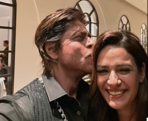 शाहरुख खान बदलेंगे मोना सिंह की किस्मत, बार-बार मां वाले रोल हो रहे थे ऑफर तो किंग खान से की थी शिकायत