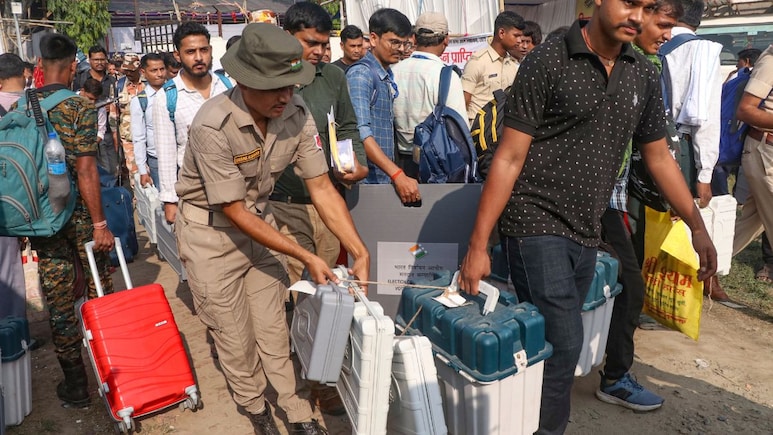 बिहार में वोटिंग के बाद कहां रखी जाएंगीं EVM? जानें किसे होती है यहां जाने की इजाजत