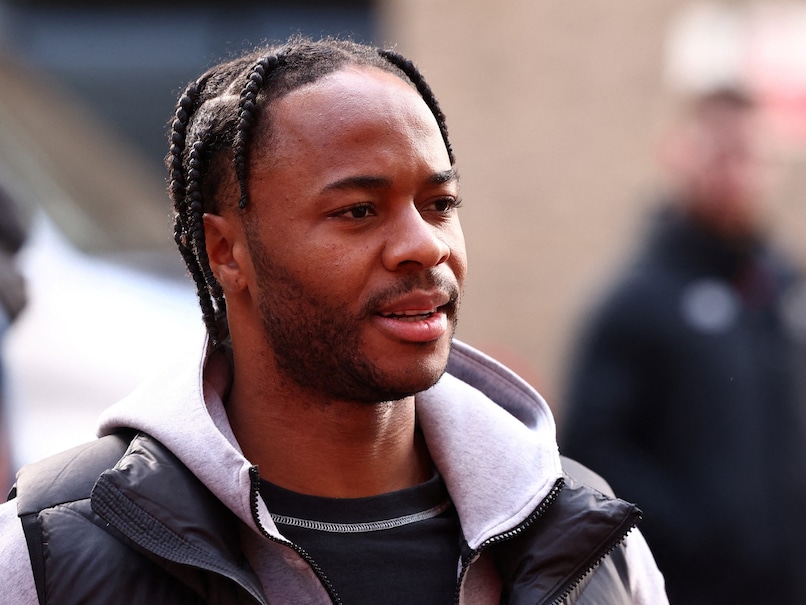 Chelsea Star Raheem Sterling Confronts Burglars At His Own Home; Wife And Children Unharmed: Report