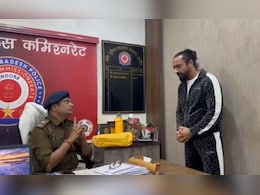 एक्टर एजाज खान ने इंदौर क्राइम ब्रांच में जाकर मांगी माफी, सलमान लाला केस में हुई पेशी