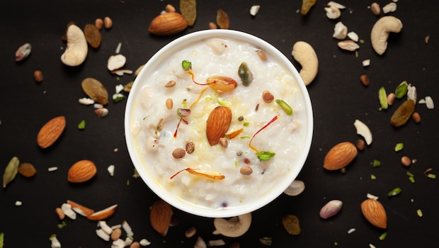 You can make a healthy kheer using oats You can make a healthy kheer using oats