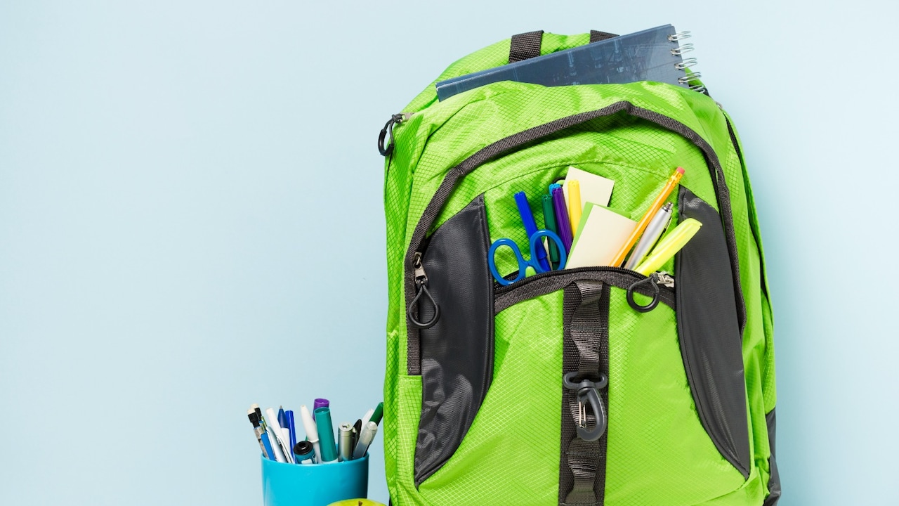 Schoolbags for Children: Expert Tips on Weight, Padding and Proper Fit