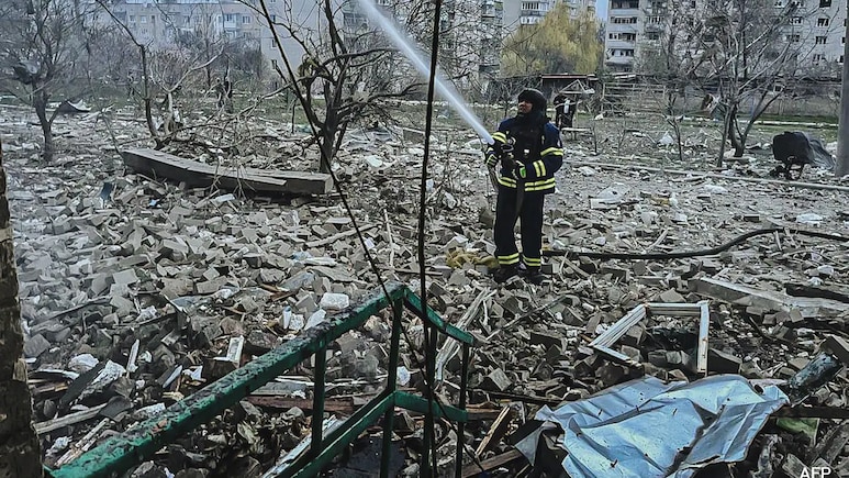 US Plan Sees Ukraine Ceding Territory Same Size As Luxembourg: Report