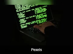 अमेरिका की ईरान के खिलाफ बड़ी साइबर स्‍ट्राइक, साइबर हमले और प्रोपेगेंडा फैलाने के आरोप में 4 वेबसाइट सीज