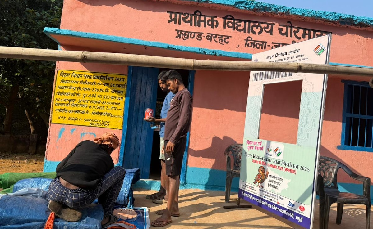 chormara village school bihar election naxal free chormara village school bihar election naxal free