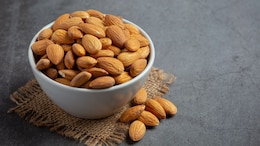 Why You Must Add Handful Of Almonds In Your Daily Winter Diet