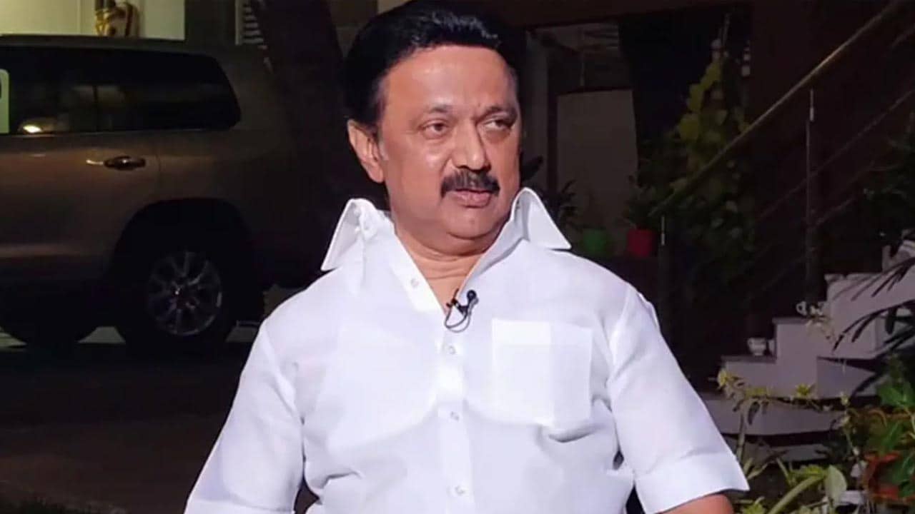 Tamil Nadu Chief Minister And Governor Face-Off Over Raj Bhawan's Name Change