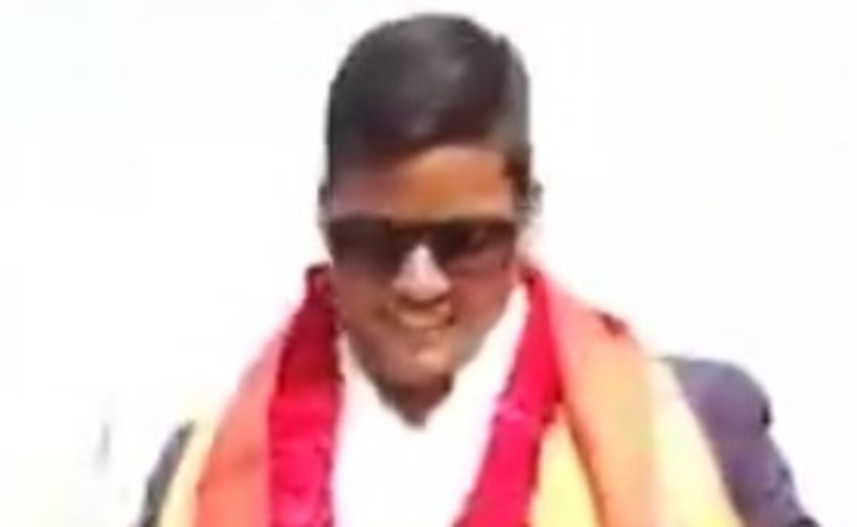 Womens World Cup Champion Deepti Sharma Receives Grand Welcome On Return to Agra