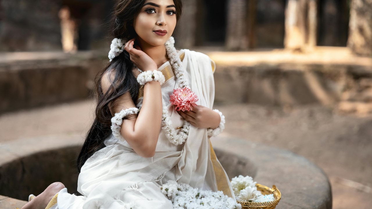 Sarees For Women Who Dont Have Time To Drape: Modern Fixes For A Classic Outfit.