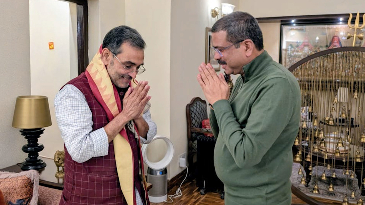 Bihar Government Formation Talks Begin, Upendra Kushwaha Meets Dharmendra Pradhan