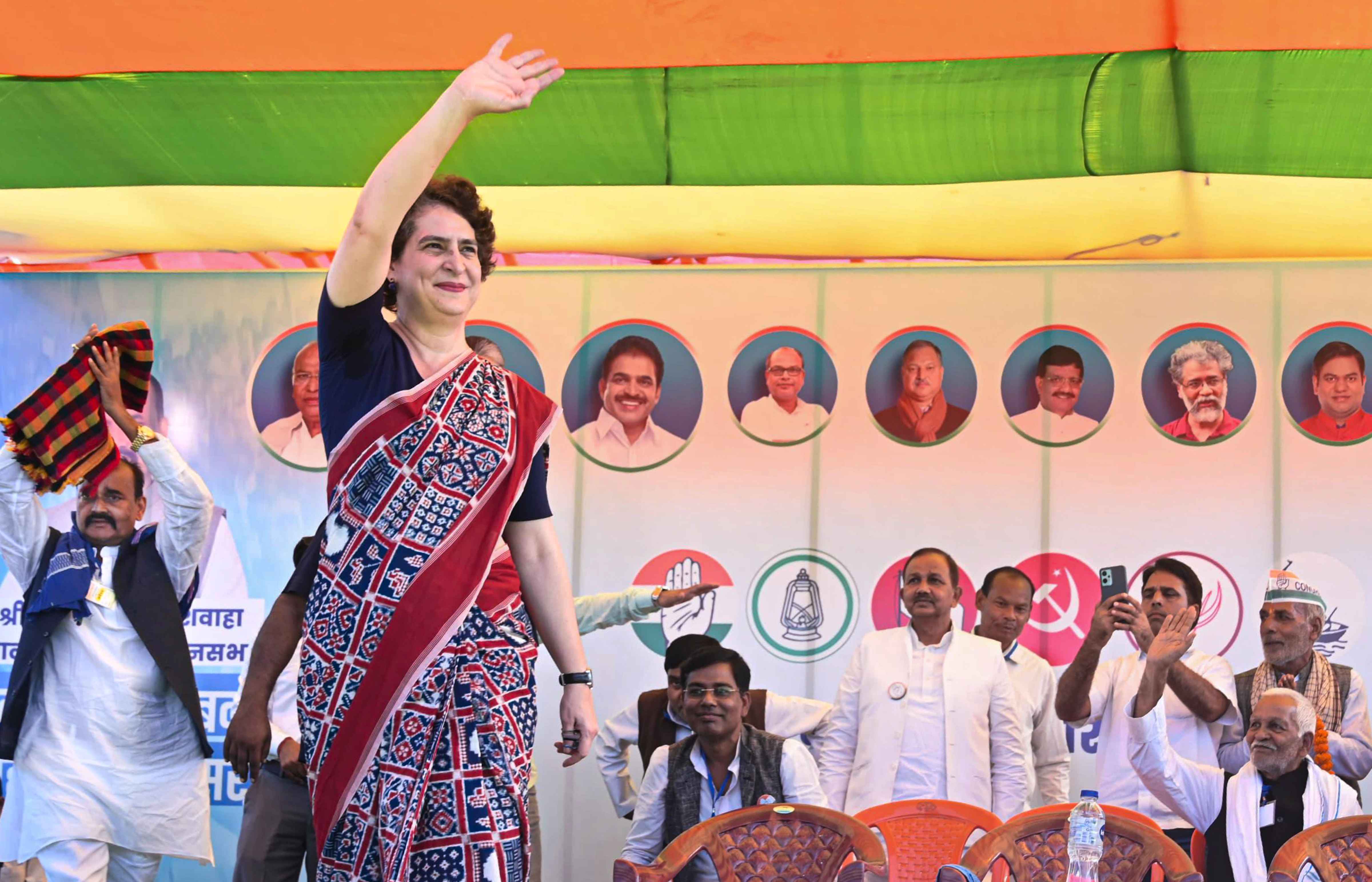 बिहार के लोगों को 25 लाख रुपये तक का मुफ्त इलाज... प्रियंका गांधी का चुनावी वादा